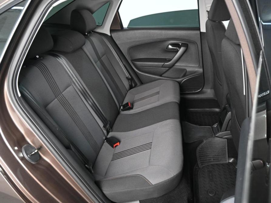 Volkswagen Polo V Рестайлинг Ростов-на-Дону  - изображение 7