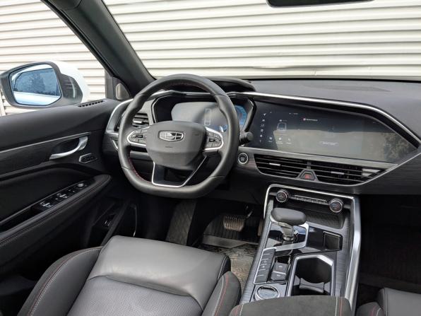 Geely Tugella I Рестайлинг с пробегом 2024 года, цена 3 300 000 рублей, 11211 км, внедорожник, Автокод Объявления