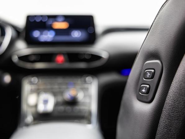 Hyundai Santa Fe IV Рестайлинг с пробегом 2021 года, цена 3 238 000 рублей, 90434 км, внедорожник, Автокод Объявления