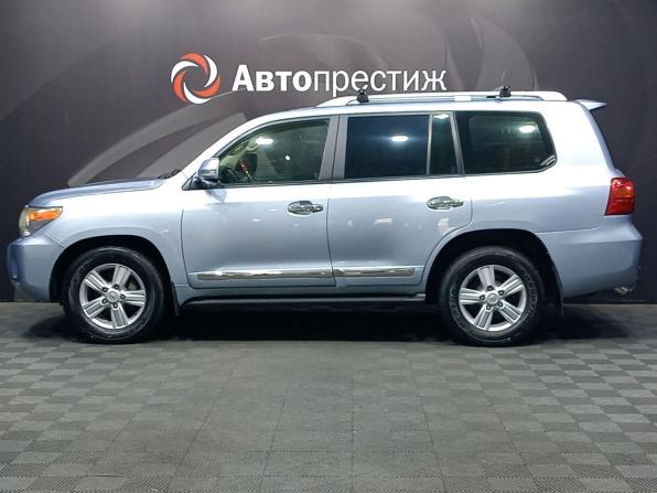 Toyota Land Cruiser 200 Series Рестайлинг 1 с пробегом 2012 года, цена 2 999 000 рублей, 152412 км, внедорожник, Автокод Объявления
