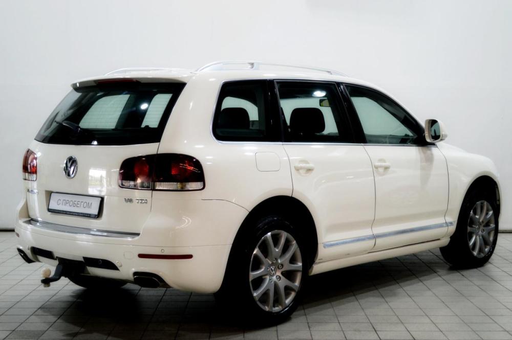 Volkswagen Touareg I Рестайлинг Сургут  - изображение 5