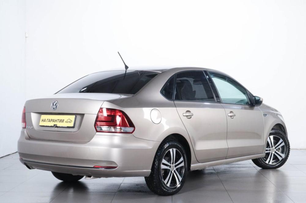 Volkswagen Polo V Рестайлинг Челябинск  - изображение 7
