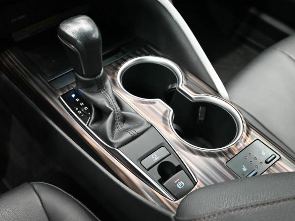 Toyota Camry VIII (XV70) с пробегом 2019 года, цена 2 740 000 рублей, 40432 км, седан, Автокод Объявления
