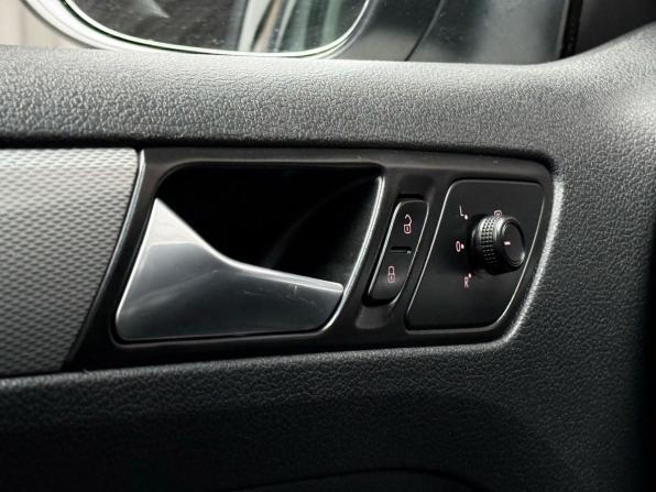 Volkswagen Jetta VI Рестайлинг с пробегом 2016 года, цена 1 499 000 рублей, 84527 км, седан, Автокод Объявления