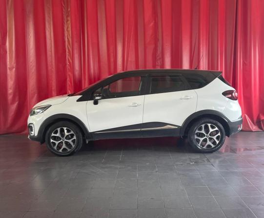 Renault Kaptur I с пробегом 2016 года, цена 1 000 000 рублей, 184000 км, внедорожник, Автокод Объявления