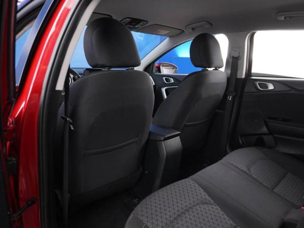 Kia Ceed III с пробегом 2020 года, цена 1 593 444 рубля, 138644 км, хэтчбек, Автокод Объявления
