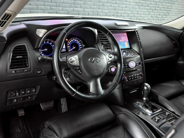 Infiniti QX70 с пробегом 2014 года, цена 2 750 000 рублей, 112670 км, внедорожник, Автокод Объявления