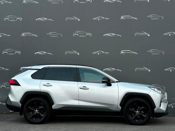 Toyota RAV4 V (XA50) с пробегом 2021 года, цена 3 652 400 рублей, 118706 км, внедорожник, Автокод Объявления
