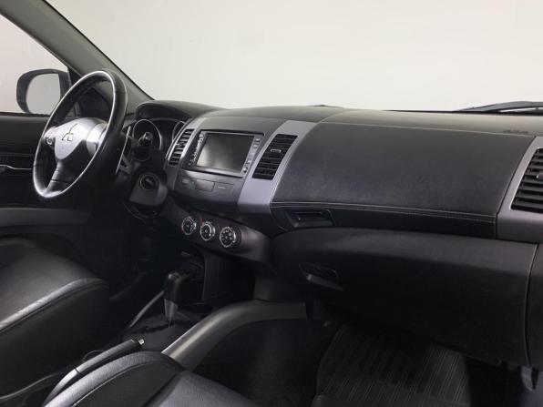 Mitsubishi Outlander II Рестайлинг с пробегом 2012 года, цена 865 000 рублей, 322278 км, внедорожник, Автокод Объявления
