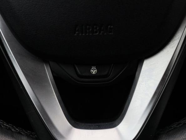 BMW 3 серии VII (G2x) с пробегом 2021 года, цена 2 930 000 рублей, 227817 км, седан, Автокод Объявления