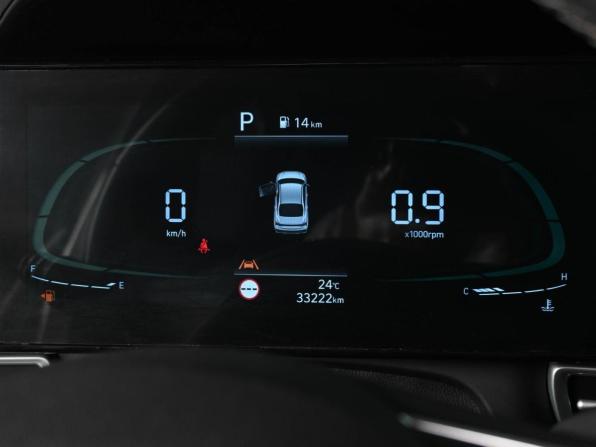 Hyundai Elantra VII (CN7) Рестайлинг с пробегом 2024 года, цена 2 299 000 рублей, 33222 км, седан, Автокод Объявления