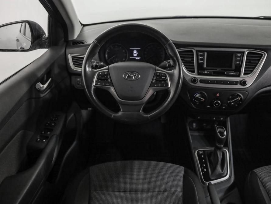 Hyundai Solaris II Санкт-Петербург  - изображение 11
