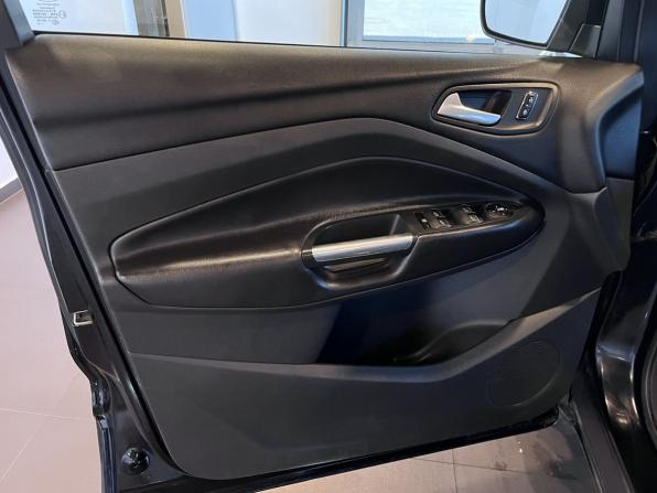Ford Kuga II с пробегом 2013 года, цена 1 050 000 рублей, 164986 км, внедорожник, Автокод Объявления