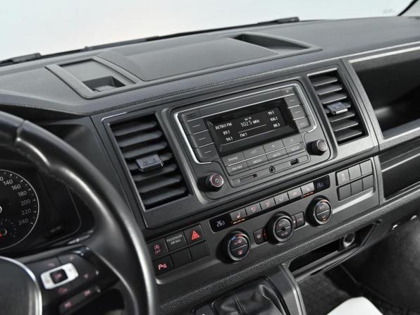 Volkswagen Caravelle T6 с пробегом 2019 года, цена 3 449 000 рублей, 136000 км, минивэн, Автокод Объявления