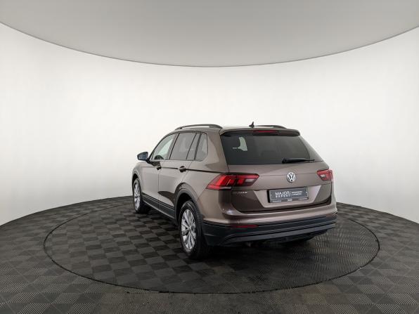 Volkswagen Tiguan II с пробегом 2018 года, цена 2 350 000 рублей, 37000 км, внедорожник, Автокод Объявления