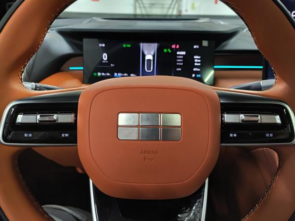 Geely Galaxy M7 с пробегом 2026 года, цена 4 157 000 рублей, 817 км, внедорожник, Автокод Объявления