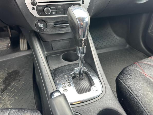 Renault Megane III Рестайлинг с пробегом 2013 года, цена 569 000 рублей, 293799 км, хэтчбек, Автокод Объявления