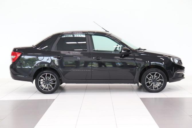 Lada (ВАЗ) Granta I Рестайлинг с пробегом 2022 года, цена 721 000 рублей, 36098 км, седан, Автокод Объявления