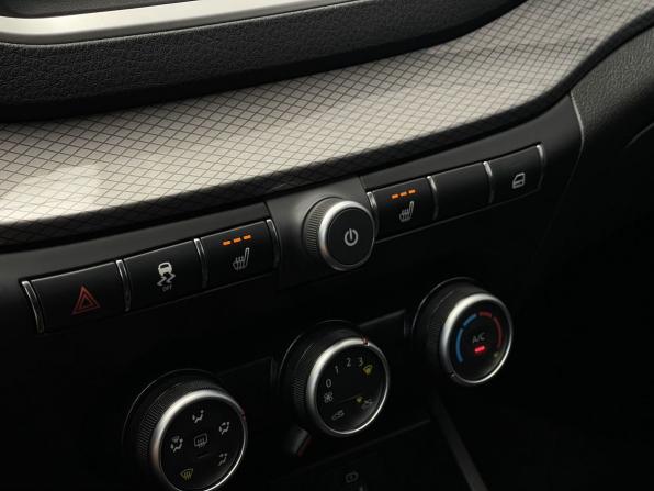 Lada (ВАЗ) Vesta I Рестайлинг (NG) с пробегом 2024 года, цена 1 297 000 рублей, 15789 км, седан, Автокод Объявления