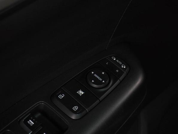 Kia Sportage IV Рестайлинг с пробегом 2019 года, цена 2 499 000 рублей, 111373 км, внедорожник, Автокод Объявления