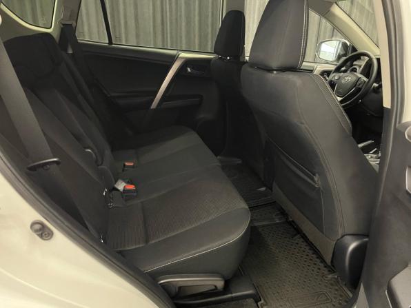 Toyota RAV4 IV (XA40) Рестайлинг с пробегом 2018 года, цена 2 379 000 рублей, 152000 км, внедорожник, Автокод Объявления