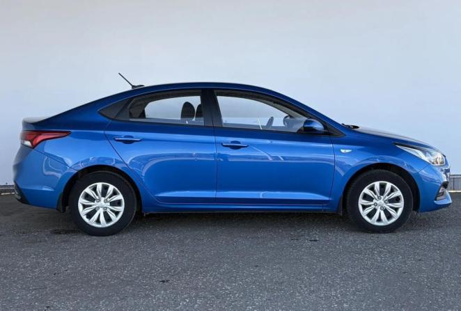 Hyundai Solaris II с пробегом 2018 года, цена 1 400 000 рублей, 57851 км, седан, Автокод Объявления