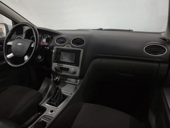 Ford Focus II Рестайлинг с пробегом 2010 года, цена 550 000 рублей, 172962 км, седан, Автокод Объявления