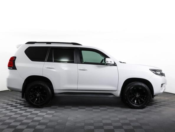 Toyota Land Cruiser Prado 150 Series Рестайлинг 2 с пробегом 2019 года, цена 4 950 000 рублей, 100673 км, внедорожник, Автокод Объявления