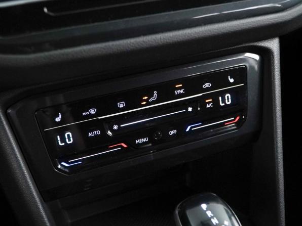 Volkswagen Tiguan II Рестайлинг с пробегом 2022 года, цена 2 649 444 рубля, 87482 км, внедорожник, Автокод Объявления