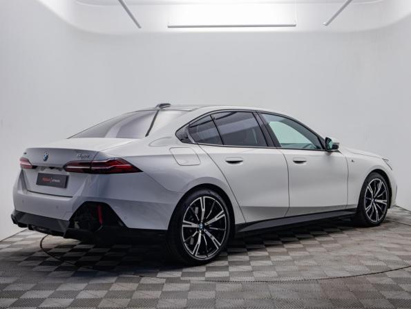 BMW 5 серии VIII (G60/G61/G68) с пробегом 2024 года, цена 7 780 000 рублей, 25502 км, седан, Автокод Объявления