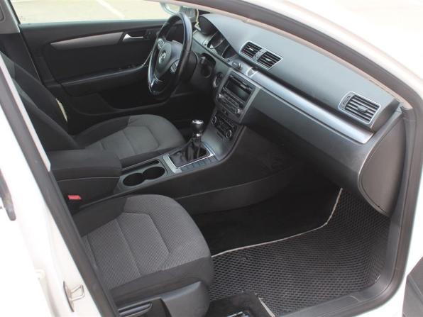 Volkswagen Passat B7 с пробегом 2011 года, цена 970 000 рублей, 215806 км, седан, Автокод Объявления