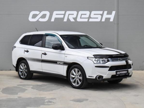 Mitsubishi Outlander III Рестайлинг с пробегом 2014 года, цена 1 279 000 рублей, 204375 км, внедорожник, Автокод Объявления