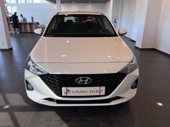 Hyundai Solaris II Рестайлинг с пробегом 2022 года, цена 1 459 400 рублей, 112591 км, седан, Автокод Объявления