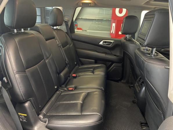 Nissan Pathfinder IV с пробегом 2016 года, цена 1 650 000 рублей, 111335 км, внедорожник, Автокод Объявления