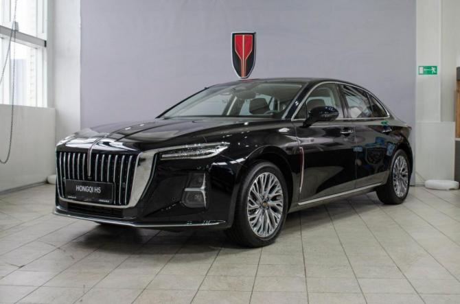 Hongqi H5 II с пробегом 2024 года, цена 3 149 000 рублей, 1275 км, седан, Автокод Объявления