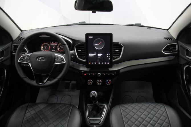 Lada (ВАЗ) Vesta I Рестайлинг (NG) с пробегом 2025 года, цена 1 647 000 рублей, 10759 км, седан, Автокод Объявления