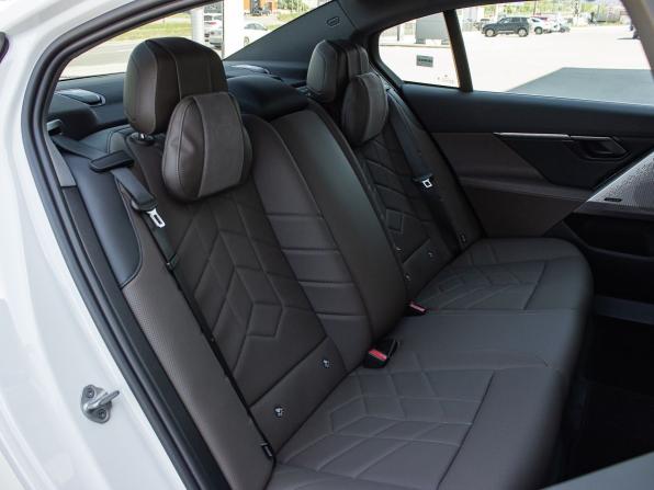 BMW 5 серии VIII (G60/G61/G68) с пробегом 2025 года, цена 7 630 000 рублей, 4755 км, седан, Автокод Объявления