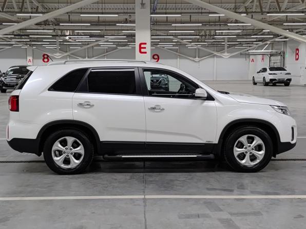 Kia Sorento II Рестайлинг с пробегом 2016 года, цена 2 170 000 рублей, 81843 км, внедорожник, Автокод Объявления