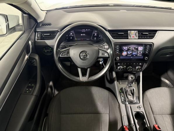 Skoda Octavia III (A7) Рестайлинг с пробегом 2019 года, цена 1 699 800 рублей, 216000 км, лифтбек, Автокод Объявления