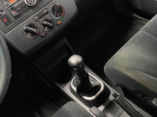 Nissan Tiida I Рестайлинг с пробегом 2010 года, цена 540 000 рублей, 165000 км, хэтчбек, Автокод Объявления