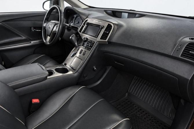 Toyota Venza I с пробегом 2013 года, цена 2 279 000 рублей, 233000 км, внедорожник, Автокод Объявления