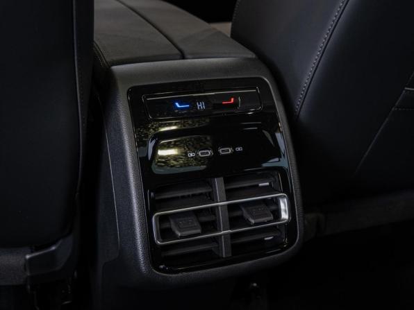 Volkswagen Tiguan III (China Market) с пробегом 2026 года, цена 4 900 000 рублей, 48 км, внедорожник, Автокод Объявления