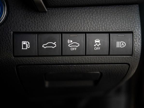 Toyota Camry VIII (XV70) с пробегом 2018 года, цена 2 550 500 рублей, 134807 км, седан, Автокод Объявления