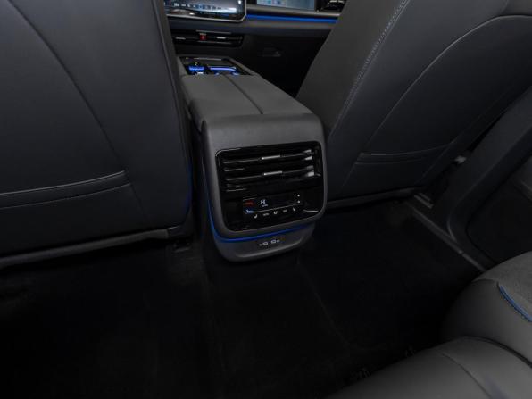Volkswagen Teramont II (China Market) с пробегом 2026 года, цена 6 300 000 рублей, 21 км, внедорожник, Автокод Объявления