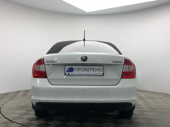 Skoda Rapid I с пробегом 2016 года, цена 853 000 рублей, 226826 км, лифтбек, Автокод Объявления