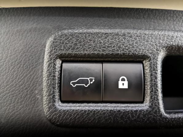 Lexus NX I Рестайлинг с пробегом 2019 года, цена 3 750 000 рублей, 60186 км, внедорожник, Автокод Объявления