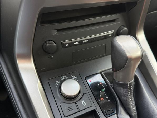 Lexus NX I с пробегом 2015 года, цена 2 590 000 рублей, 141700 км, внедорожник, Автокод Объявления