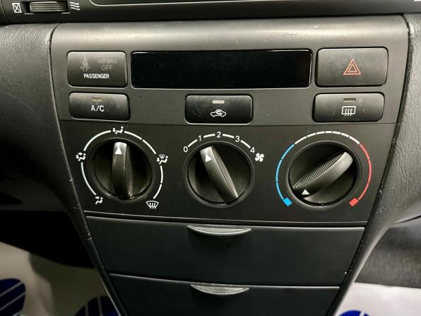 Toyota Corolla IX (E120 E130) Рестайлинг с пробегом 2006 года, цена 599 000 рублей, 284643 км, хэтчбек, Автокод Объявления