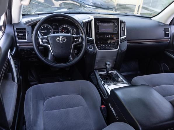 Toyota Land Cruiser 200 Series Рестайлинг 2 с пробегом 2016 года, цена 4 450 000 рублей, 271535 км, внедорожник, Автокод Объявления