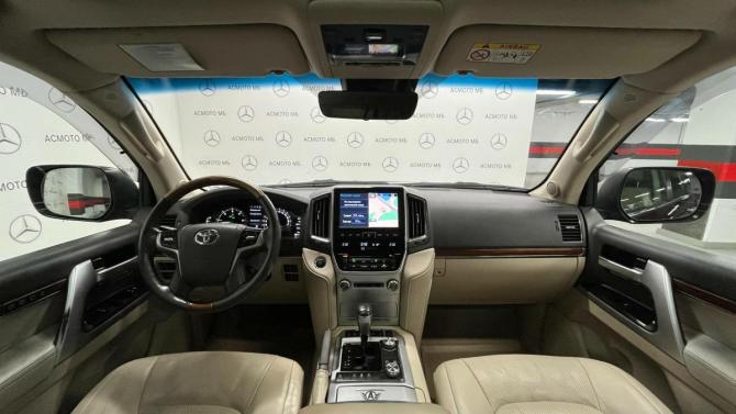 Toyota Land Cruiser 200 Series Рестайлинг 2 с пробегом 2018 года, цена 5 400 000 рублей, 245500 км, внедорожник, Автокод Объявления